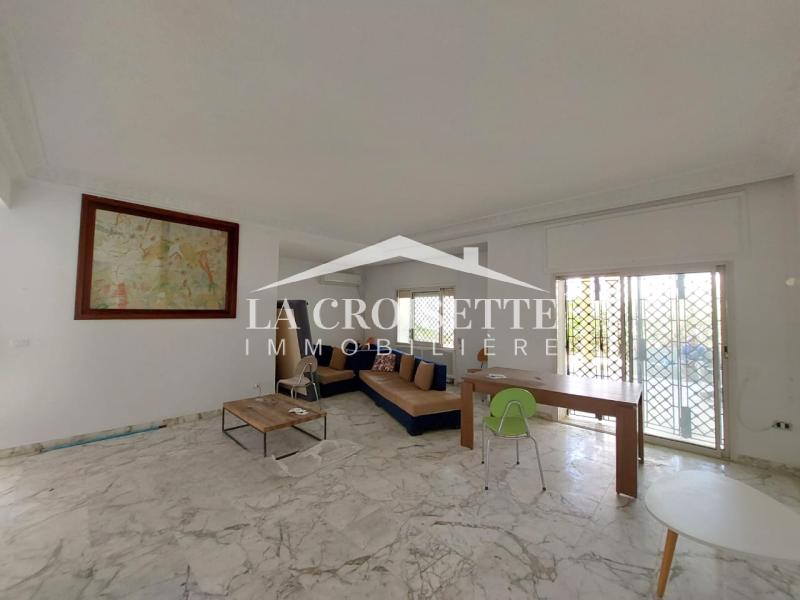 Villa S+2 meublée à La Marsa